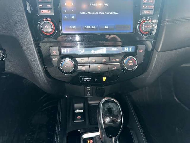 Nissan X-Trail 1.3 DIG-T N-Way 159PS Automatik Navi 360 Panorama