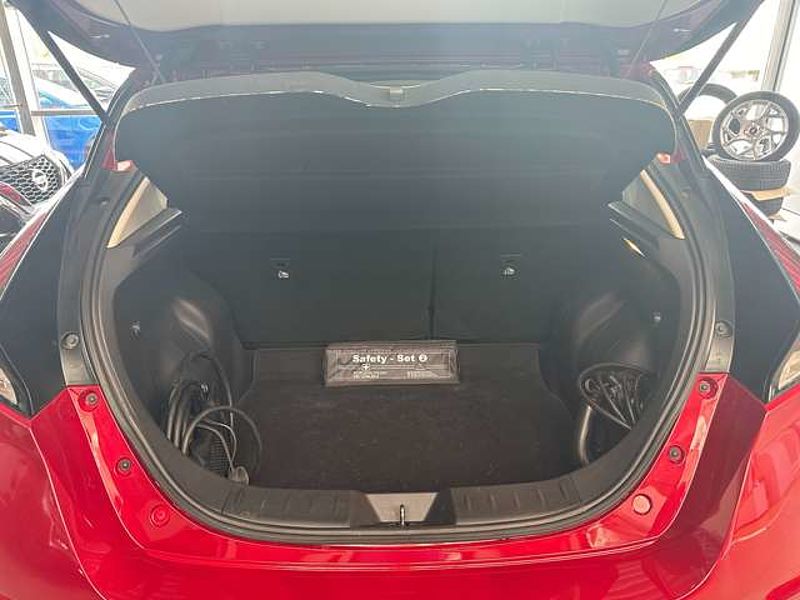 Nissan Leaf Acenta 40 kWh 150PS Winter Navi Kamera Sitzheizung